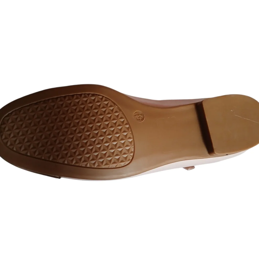 TAHARI Cream and Gold Women's Mary Jane Flats - Picture 5 of 6